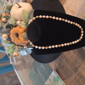 Elegant Pearl and Gold Bead Necklace